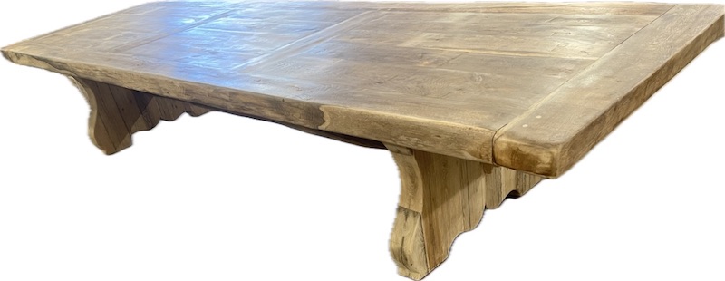 Table Monastre