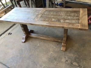 Table de monastère